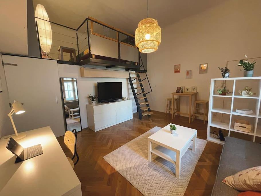 Stefanka Apartment Old Town Pozsony Kültér fotó